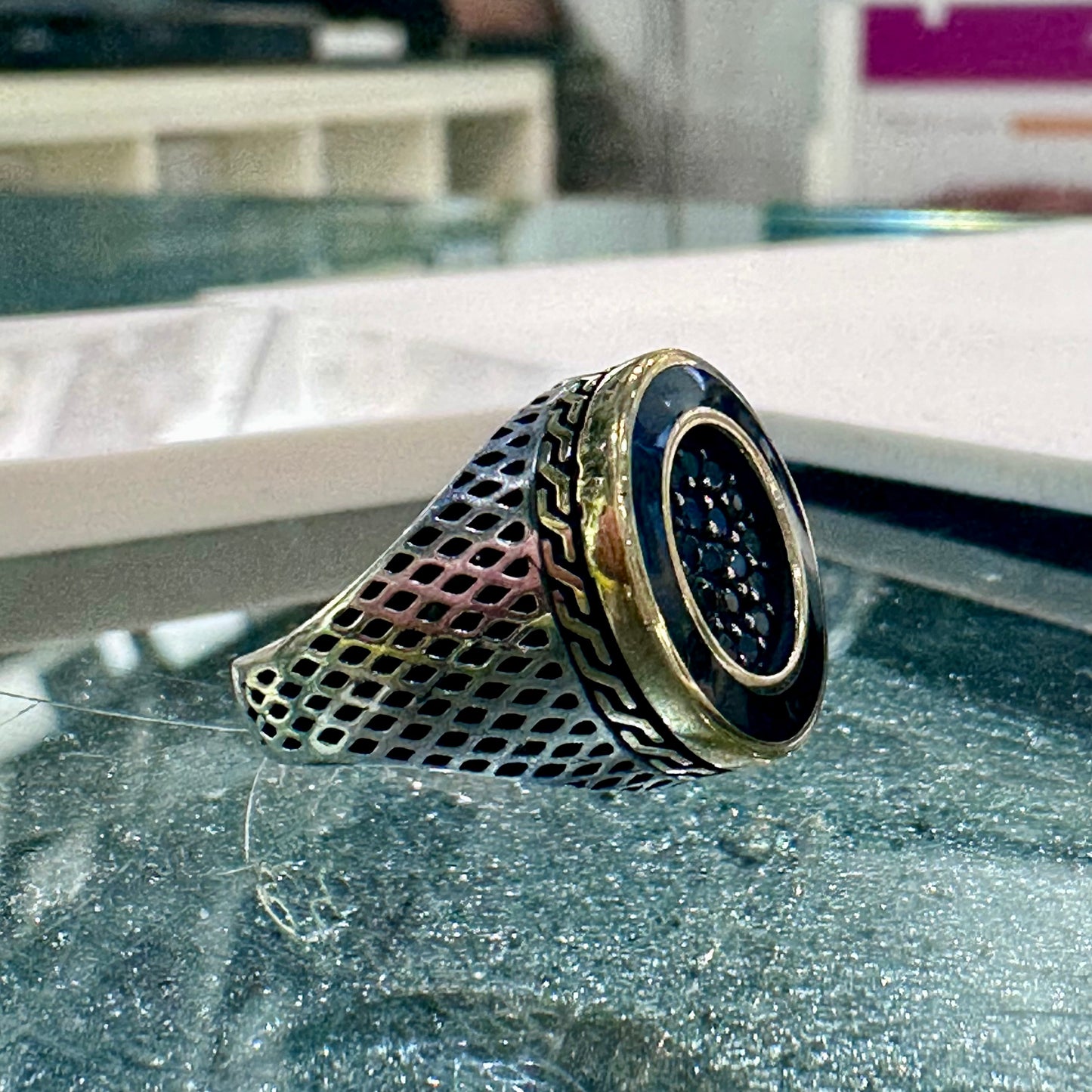 Anello Chevalier Tondo