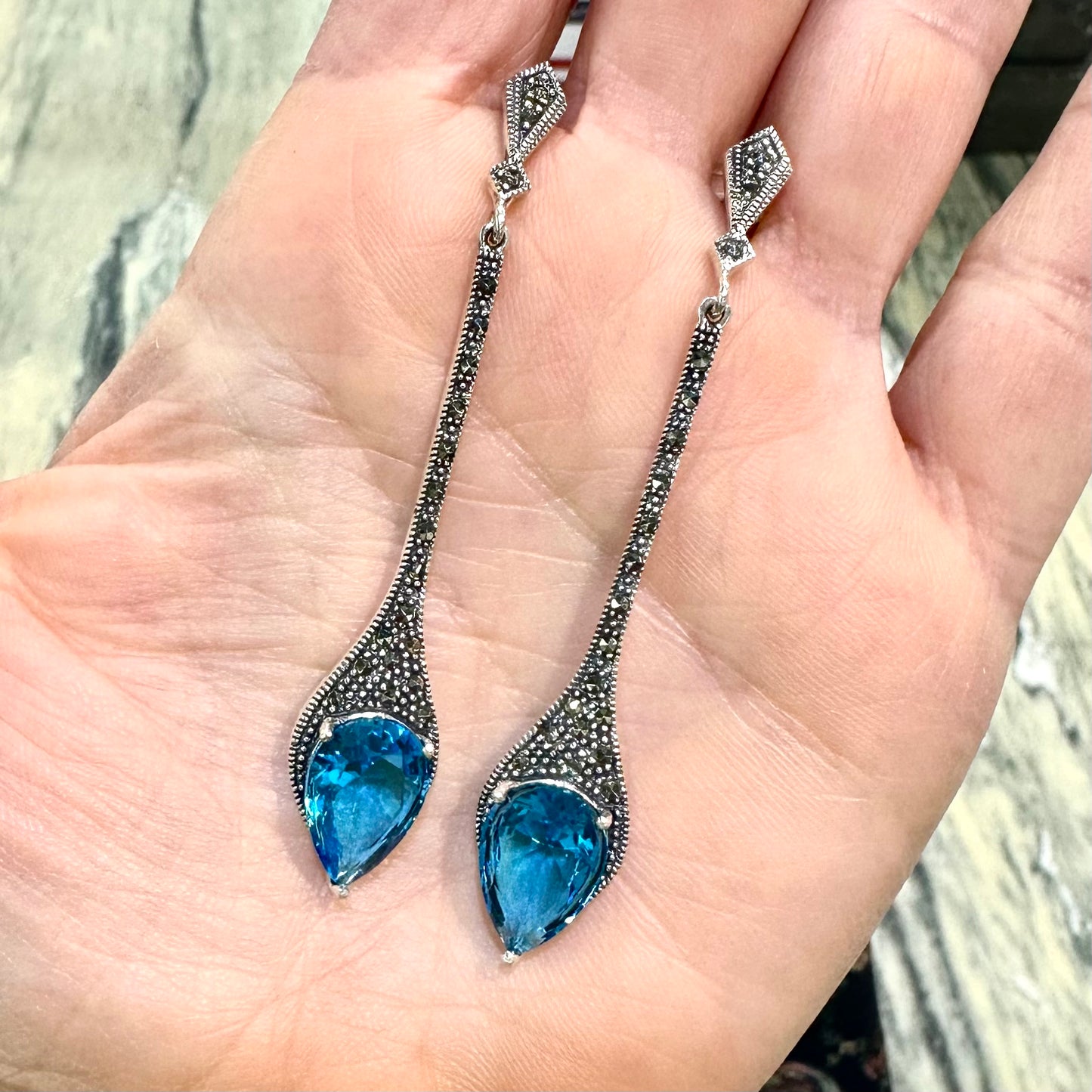 Orecchini lunghi con Marcasite e Cristalli