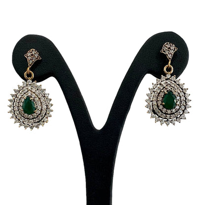 Orecchini Vintage in Argento 925 con Radice di Smeraldo