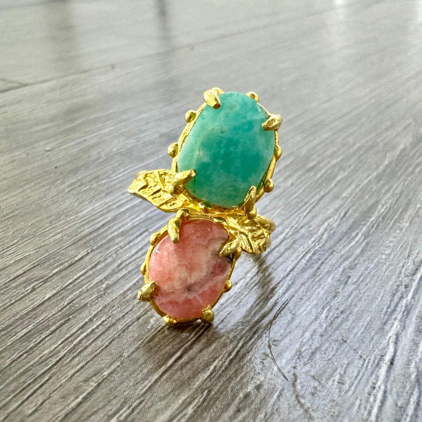 Anello con Quarzo Rosa e Larimar