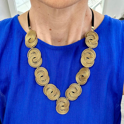 Collana “Giulia” Capim Dourado