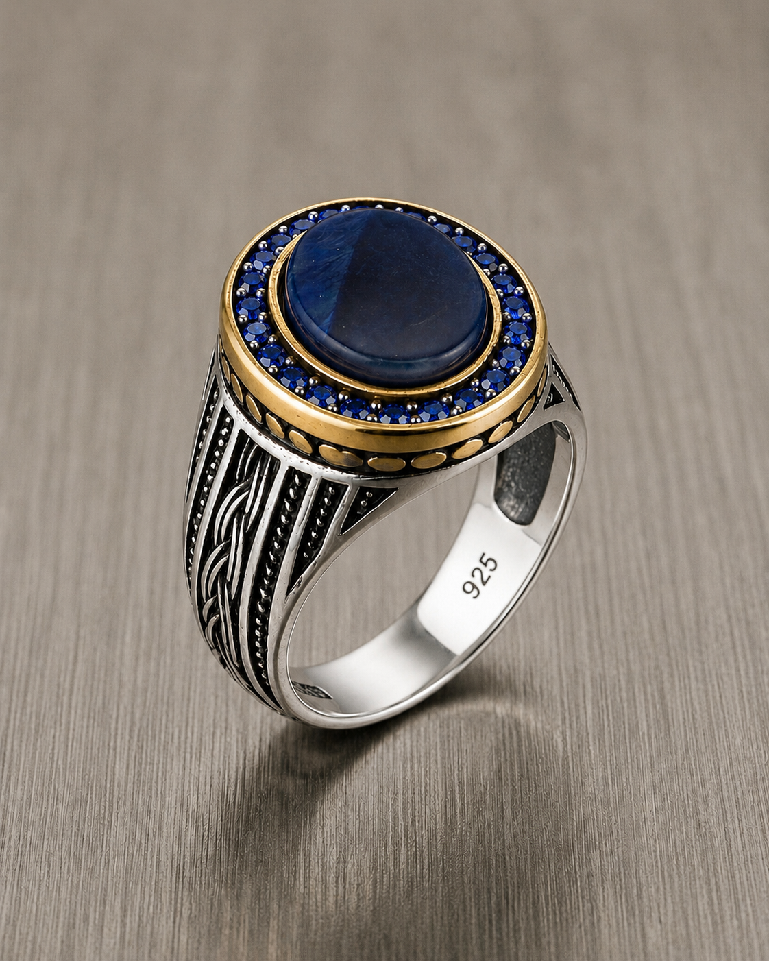 Anello Chevalier da Mignolo in Argento 925 con Pietra Blu Ovale
