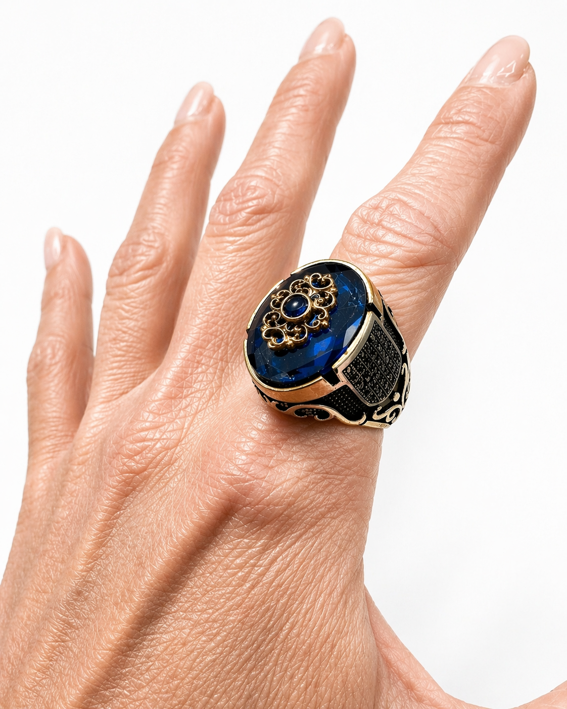 Anello turco in argento 925 indossato con pietra blu effetto zaffiro