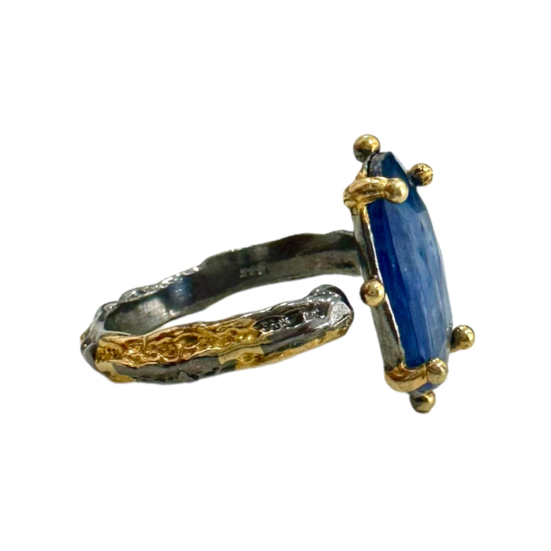 Anello Turco con pietra Cianite