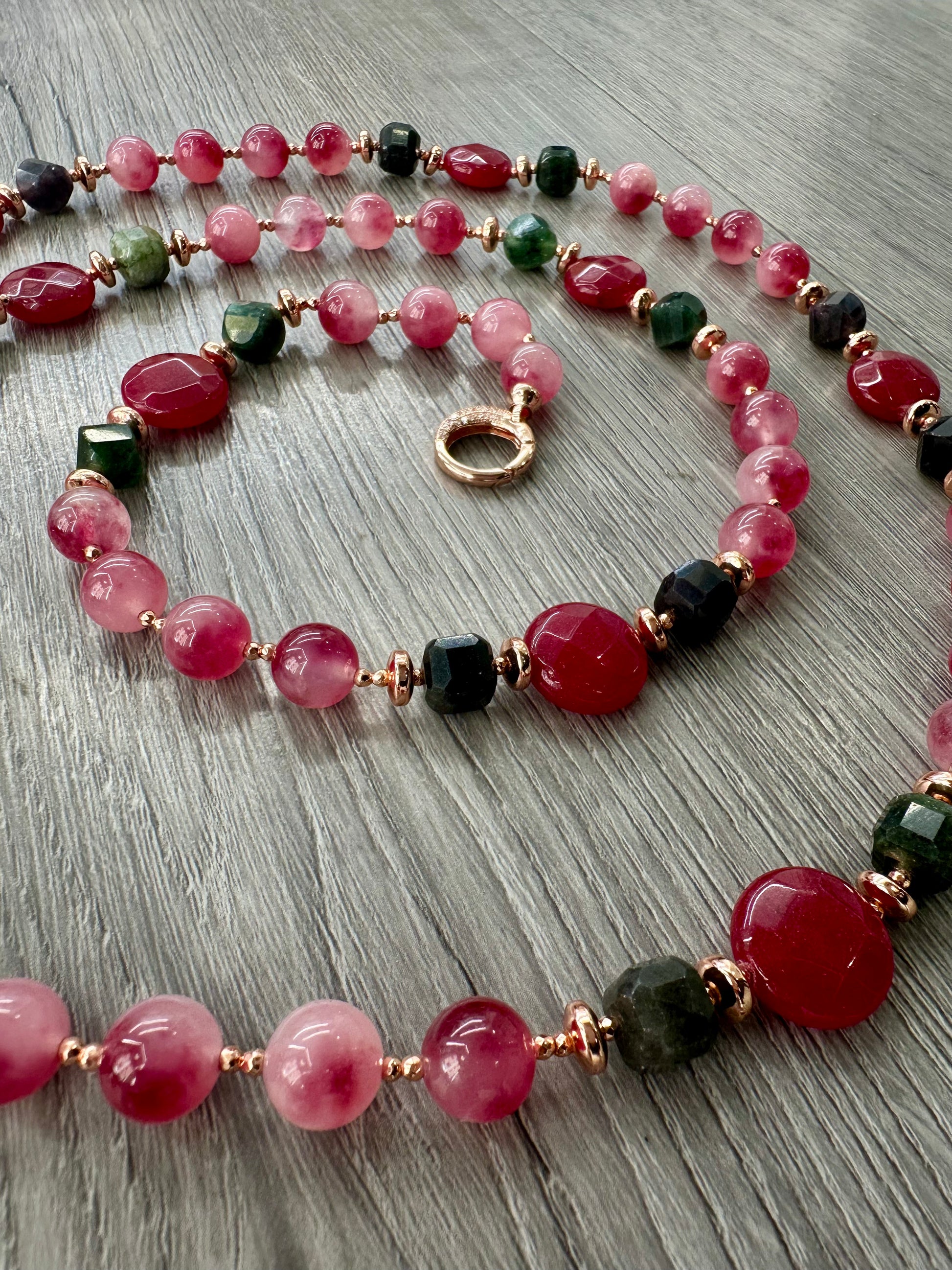 Collana Multicolore di Giada, Tormalina, Ematite e Argento Sterling rosato