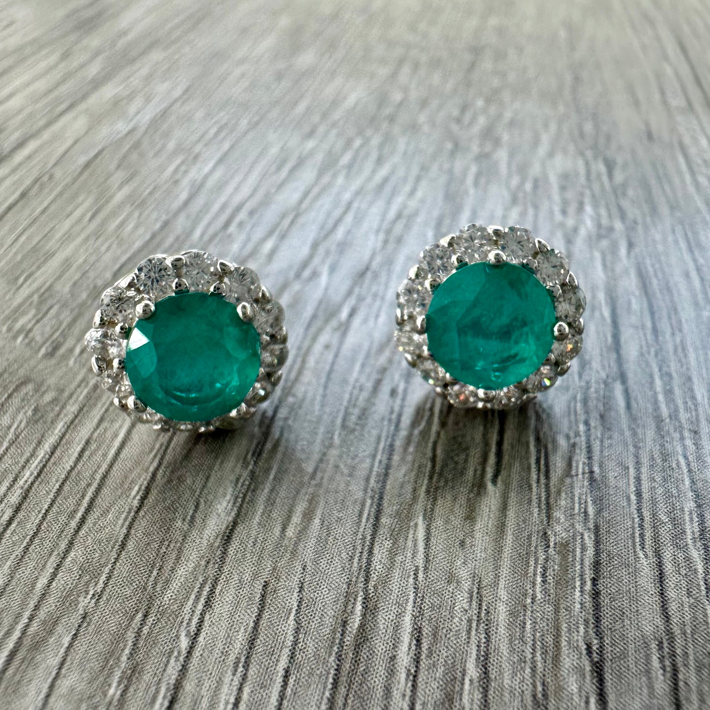Orecchini Lobo in Argento 925 e Tormalina Paraiba