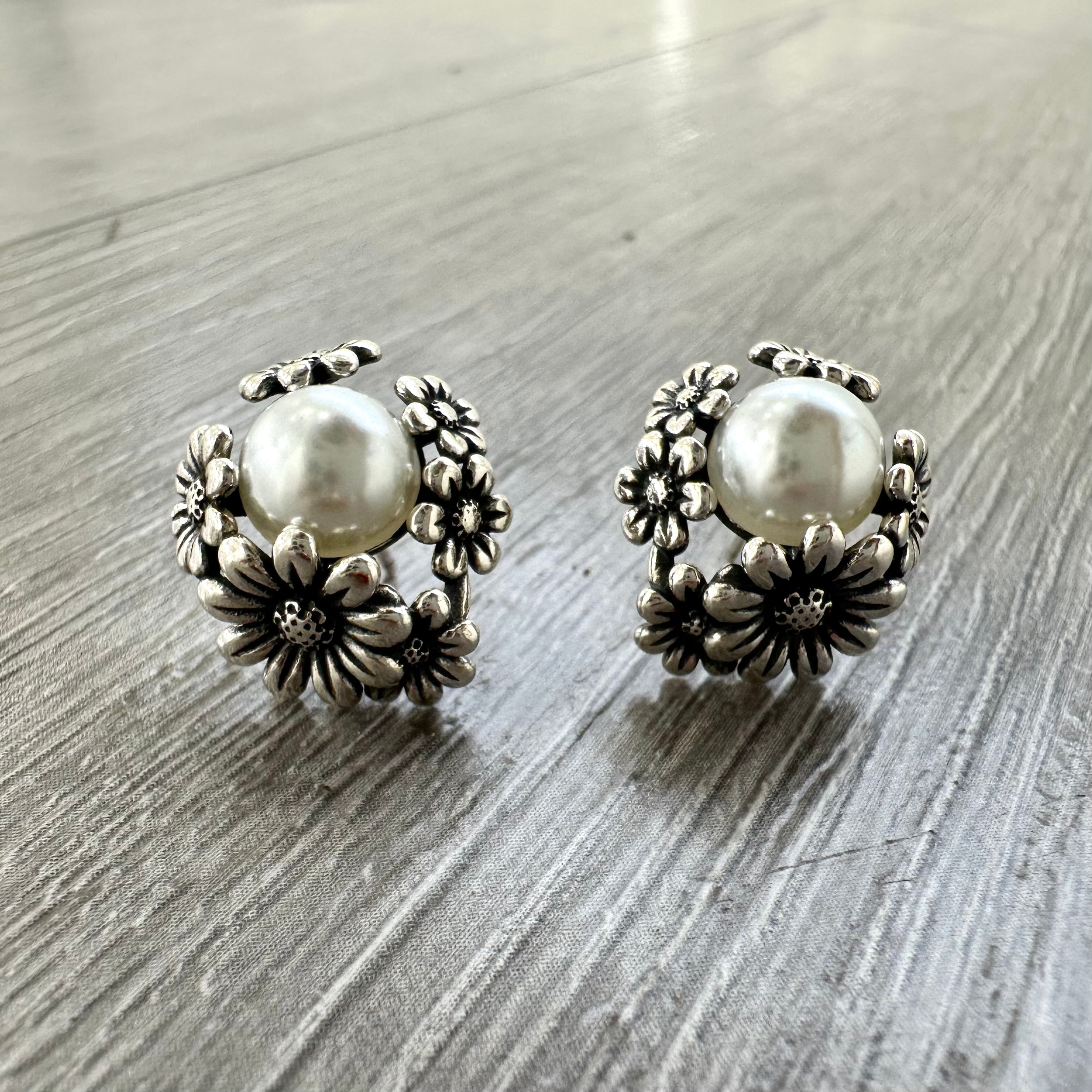 Orecchini Floreali in Argento 925 e Perle