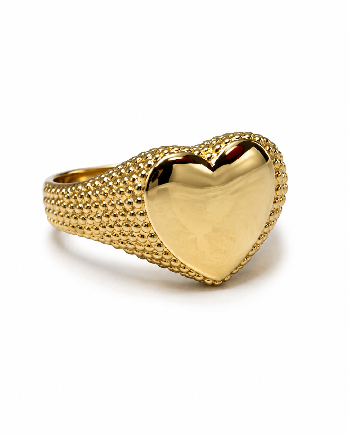 Dettaglio Anello cuore in argento 925 dorato con finitura lucida e fascia lavorata a sfere
