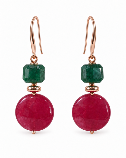 Orecchini artigianali in Argento 925 con giada rossa, tormalina verde ed ematite rosata su fondo bianco