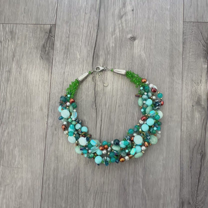 Collana Intrecciata Turchese con Pietre Naturali e Cristalli