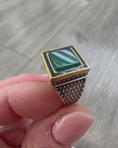 Anello Chevalier da Mignolo in Argento 925 con Pietra Quadrata Verde