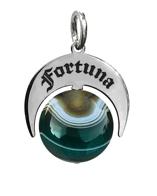 Talismano artigianale in Argento 925 inciso e smaltato con Agata Brasiliana Verde Striata naturale.