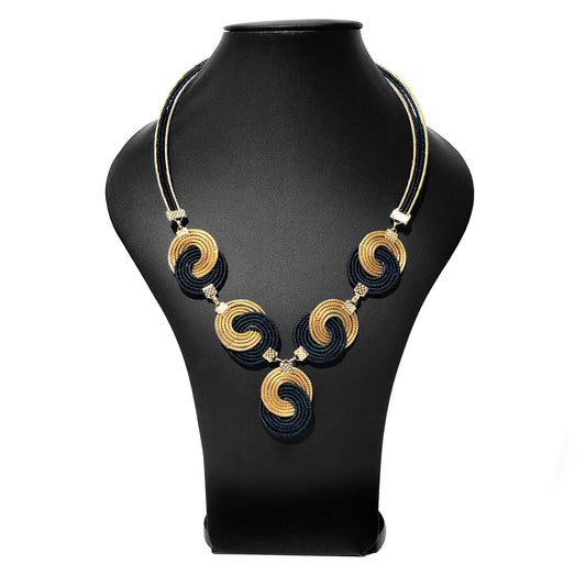 Collana "Spiralis" Nera Capim Dourado