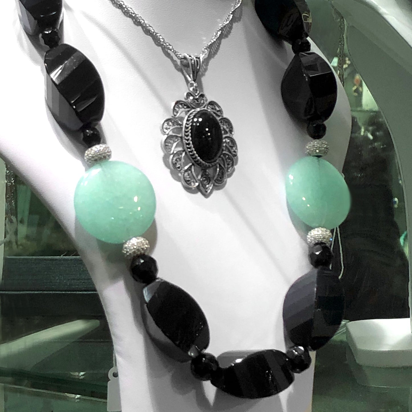 Collana Donna Nera Onice e Giada